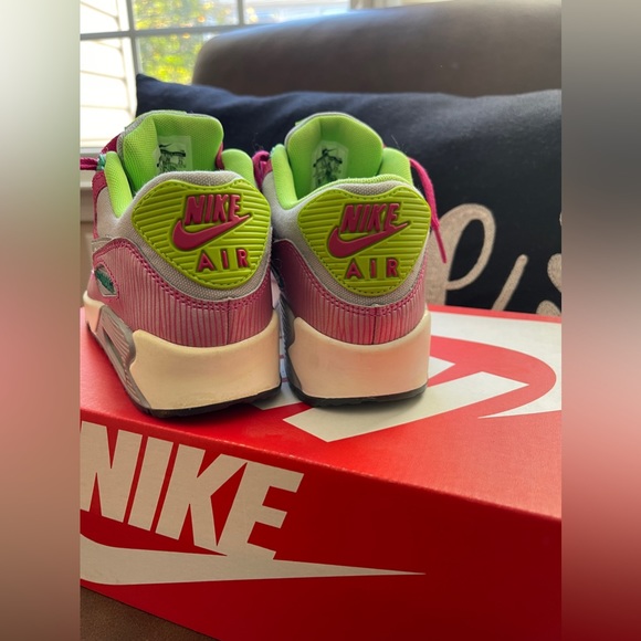 Nike Air Max! - Picture 3 of 6